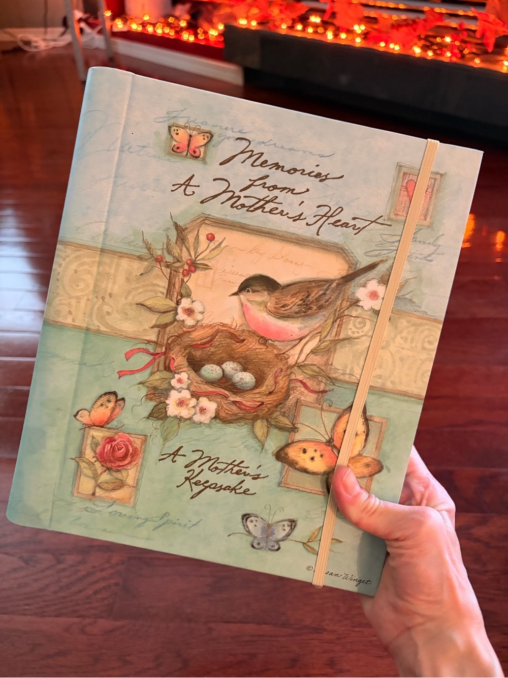 Memories of a Mother’s Heart Keepsake Journal